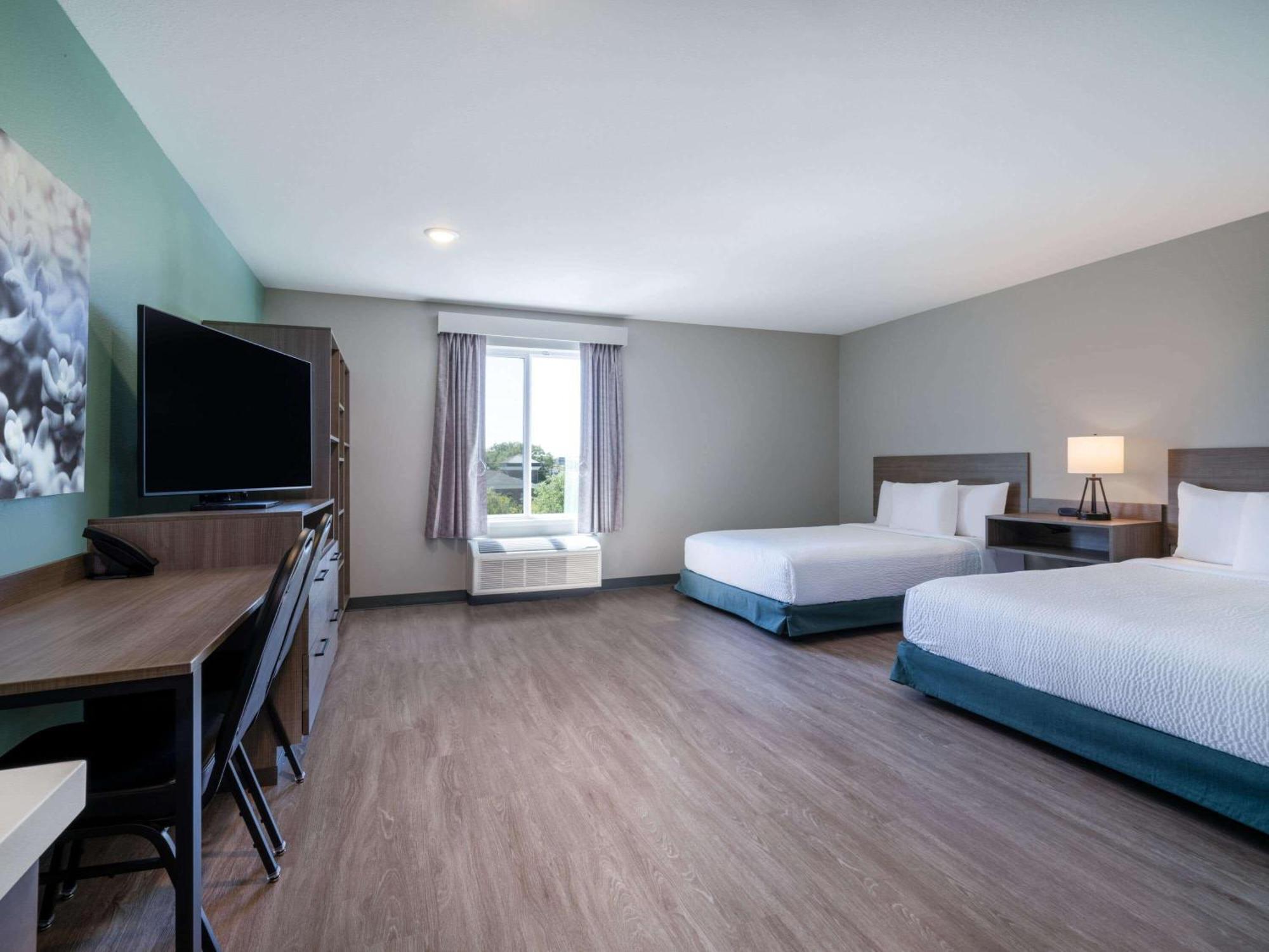 Echo Suites Extended Stay By Wyndham Indianapolis Ameriplex Exterior photo